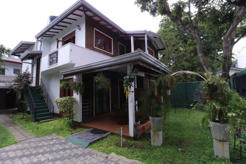 Mani Villa - Image 1