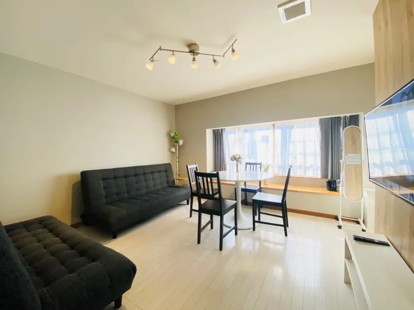 Namba Tsutenkaku high class villa - Image 1