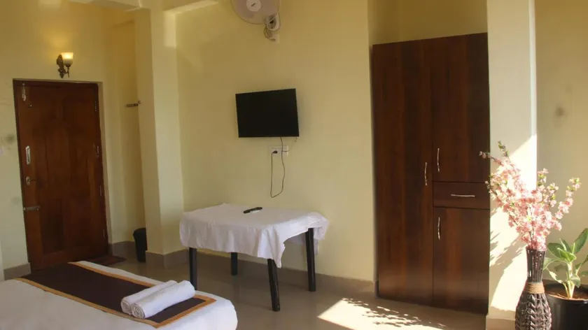 kollanoor guest house - Image 1