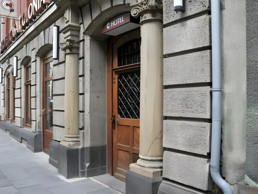Hotel Casa Colonia - Image 1