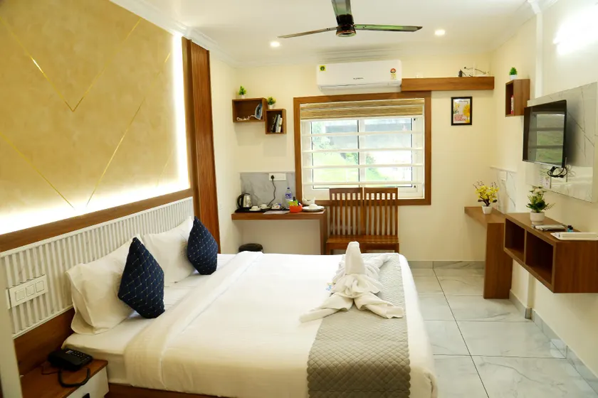 Cloud9 Airport Hotel - Image 1