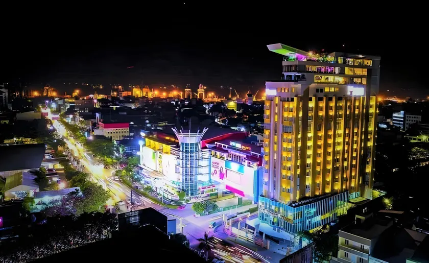 Karebosi Premier Makassar - Image 1
