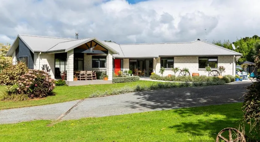 Glenbervie Bed & Breakfast - Image 1