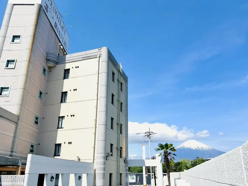 富士OUTLET Hotel - Image 1