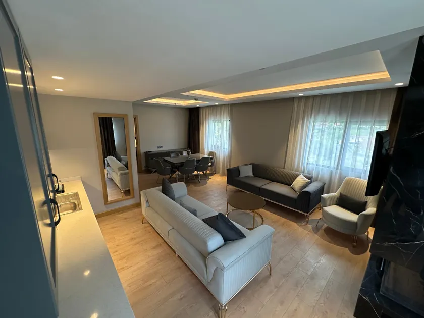 Cher Suite Hotel - Image 1
