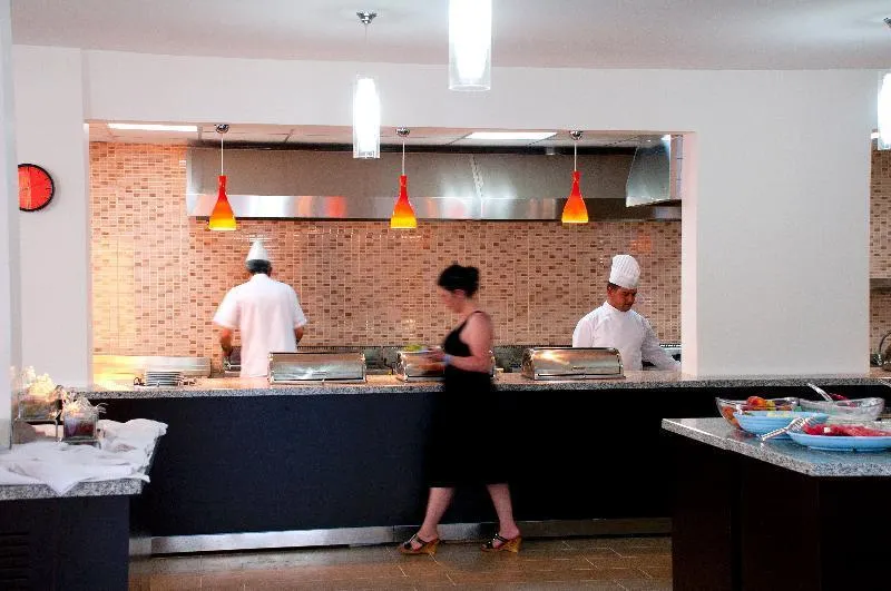 Dogan Beach Resort & Spa Hotel - Image 1