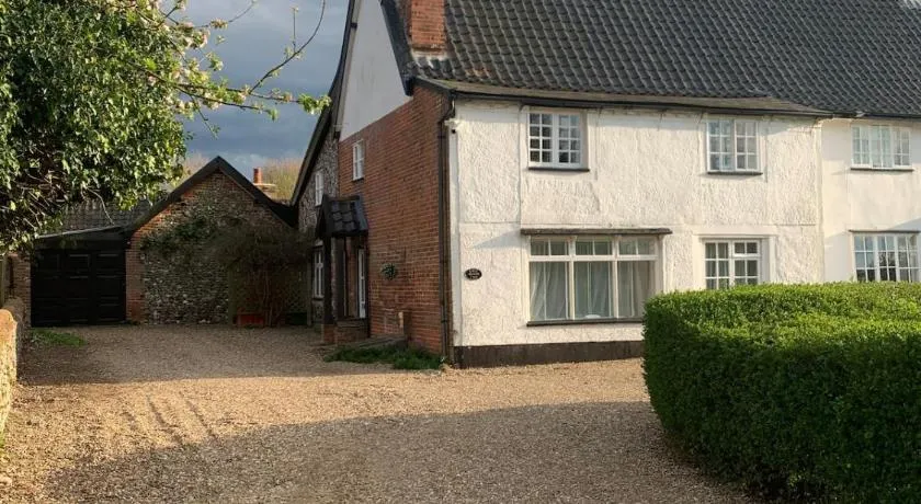 Dog-friendly rural retreat - Image 1