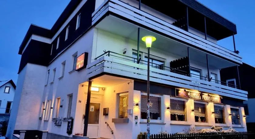 Sevda's Hotel Garni Weinforth - Image 1