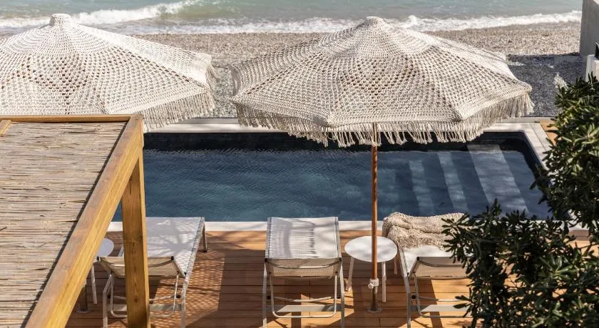 Cavo Dio 3 - Beachfront Bliss - Cozy Apt Pool Sunset - Image 1
