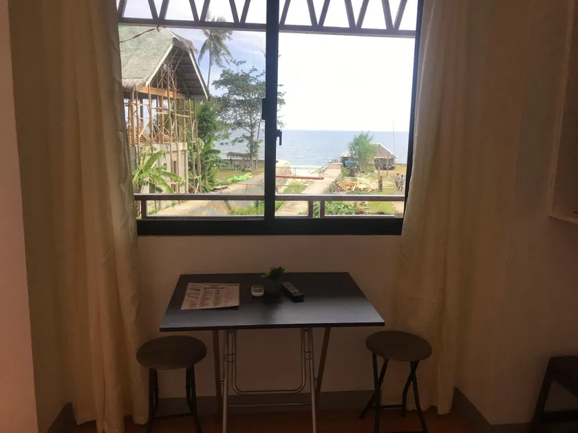 MLB BEACHFRONT APT 2 - Image 1