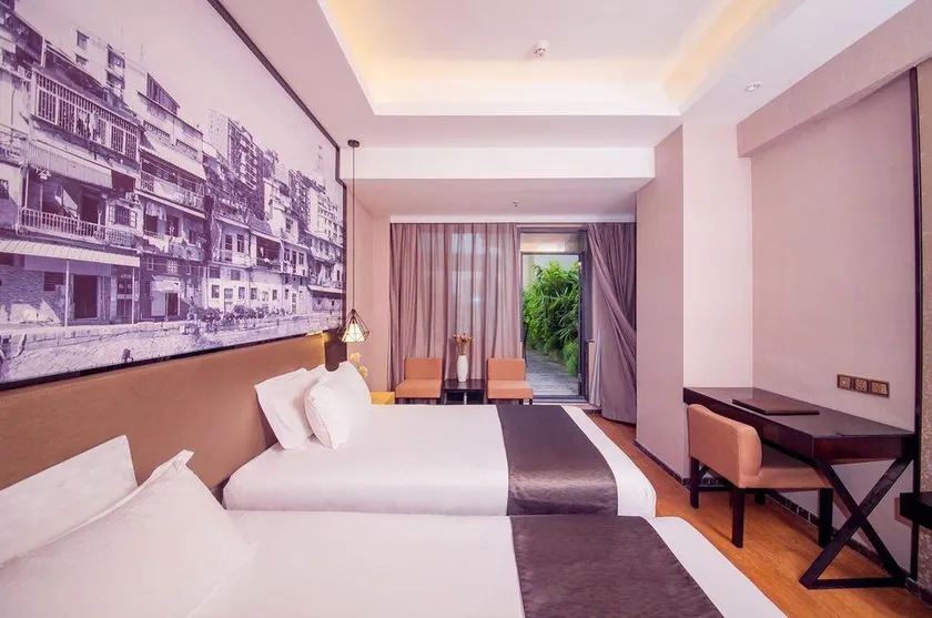Meilun Jinyue Hotel (Xiamen Railway Station Wenzao Subway Station) - Image 1