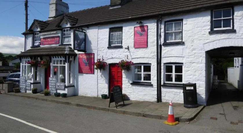 Cosy Pubs Bed & Breakfast - Image 1