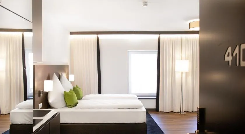 KU Hotel by WMM Hotels - Image 1
