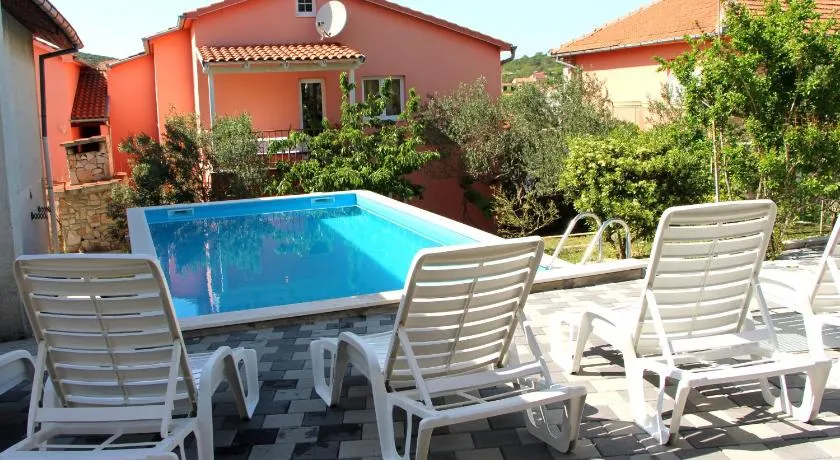 House with outdoor pool in Tisno - Image 1
