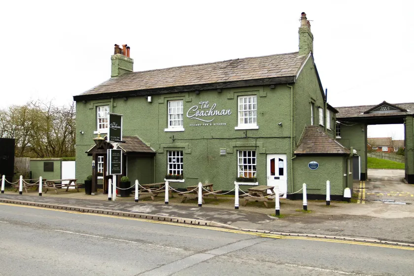 The Coachman Pub, Hartford, ROOM ONLY - Image 1