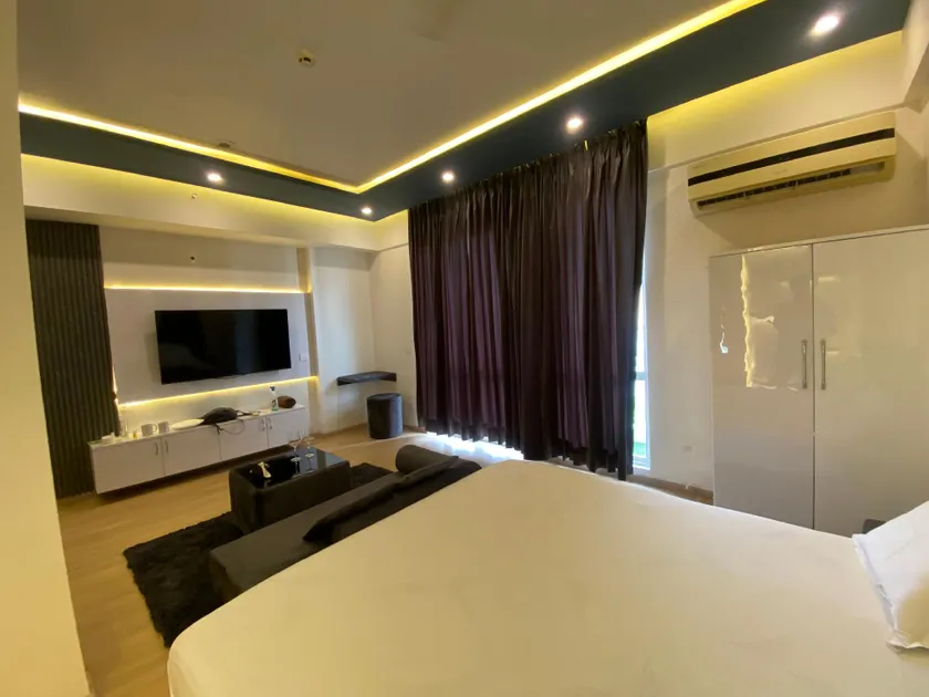 MANTHAN The Comfort Stay DLF MY PAD - Image 1