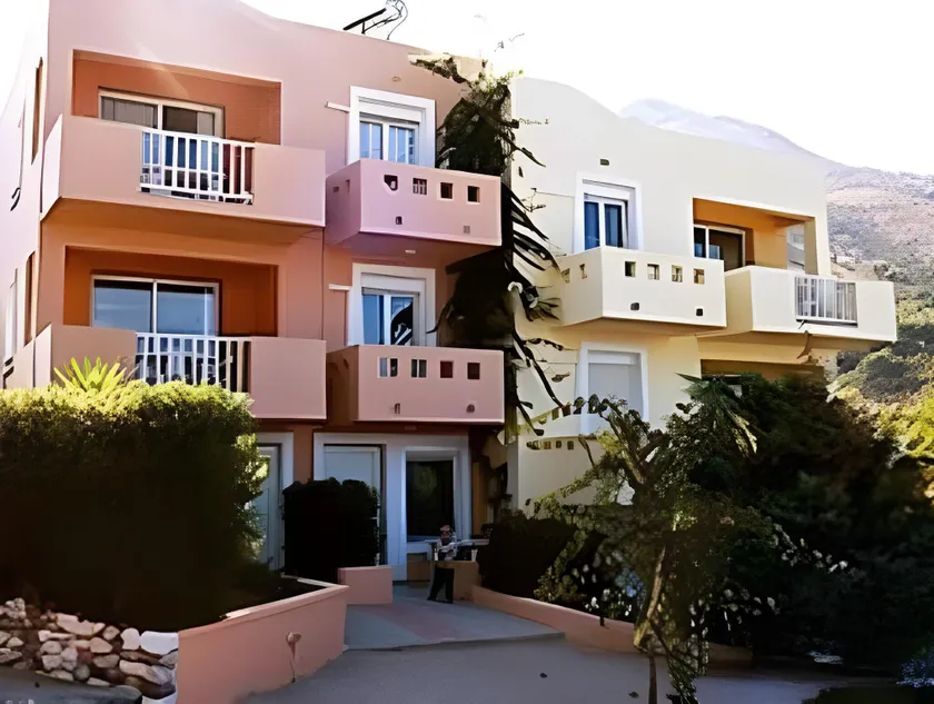 Iason Hotel Apartments - Image 1