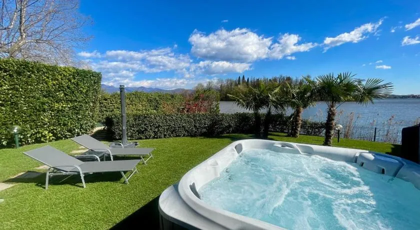 Lake Home Holiday Wellness Villa da sogno sul lago - Image 1