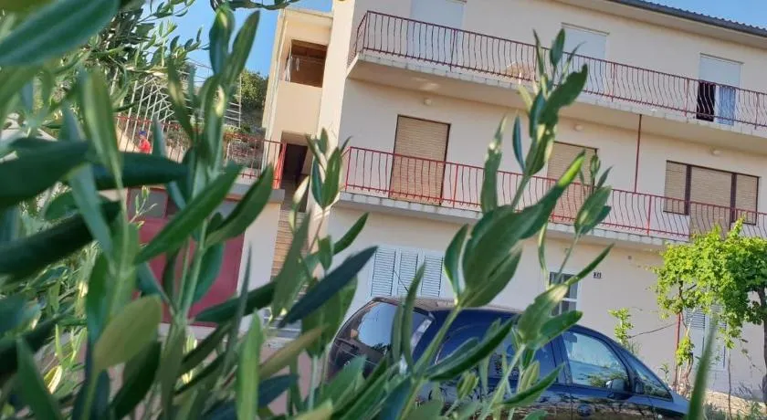 Apartment Kamen - Image 1