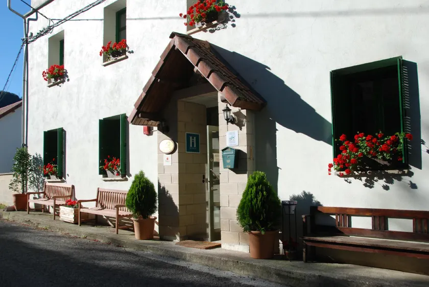 Posada Sarigarri - Image 1