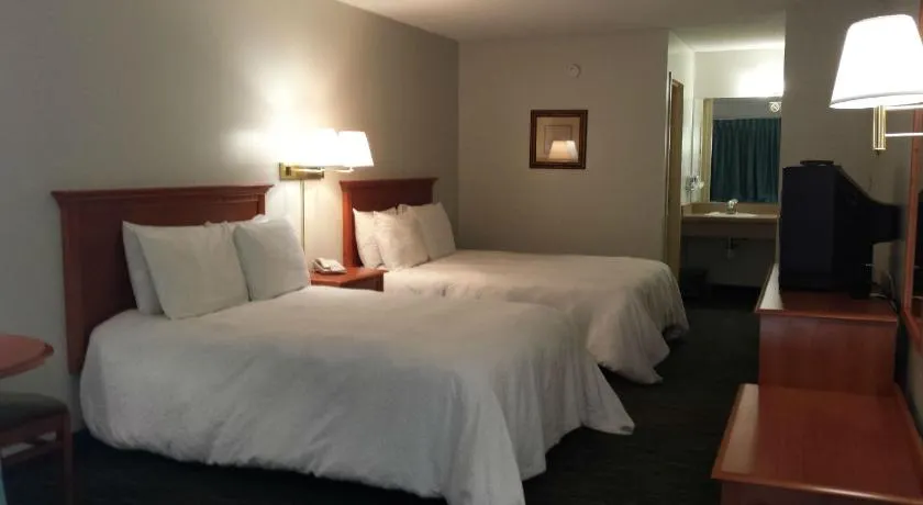 Atlantic Inn - Image 1