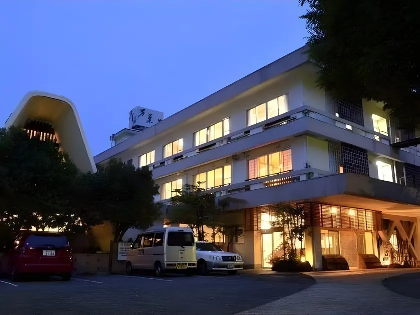 Yugawara-Onsen Manyoso - Image 1