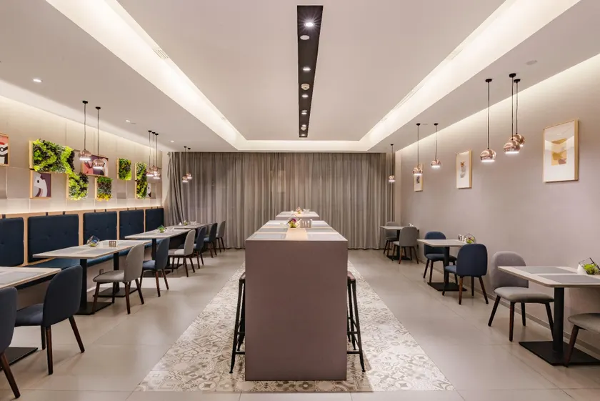 Homeinn Selected Hotel (Zhoukou Qiyi Road Wuyi Square) - Image 1