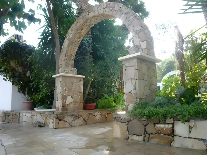 Greenfields Country Club - Image 1
