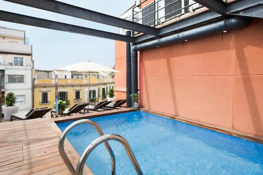 My Space Barcelona Pool City Center - Image 1