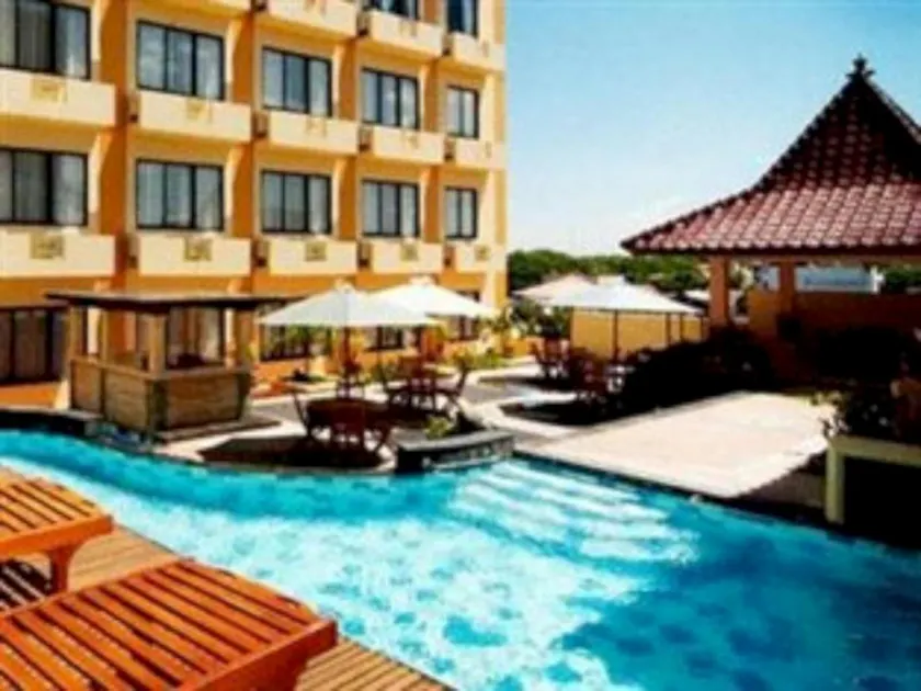 Pandanaran Hotel - Image 1