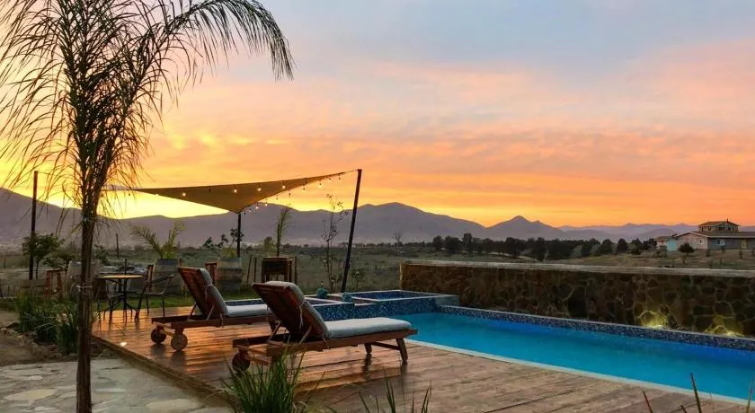 Luna Del Valle - Image 1