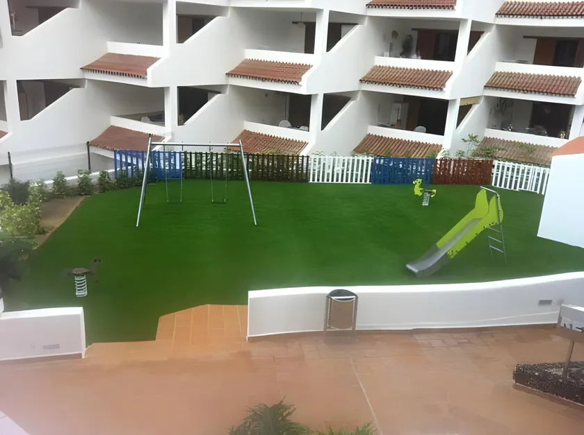 Paloma Beach Apartments - Image 1