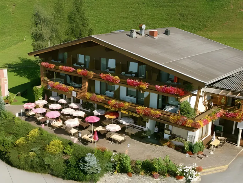 Aparthotel Hohe Brücke - Image 1