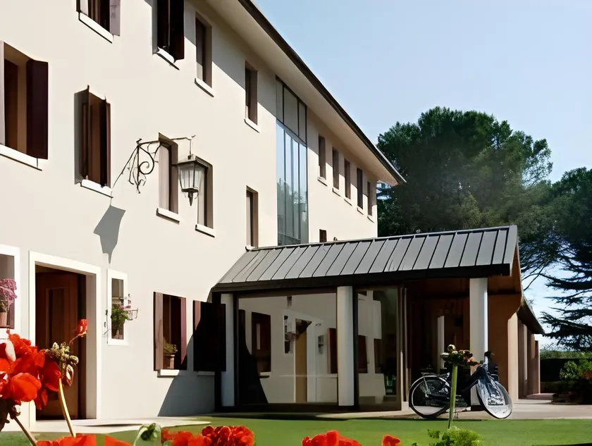 Hotel Del Parco Ristorante Loris - Image 1