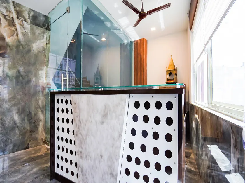 Hotel O Kaushik Guest House - Image 1