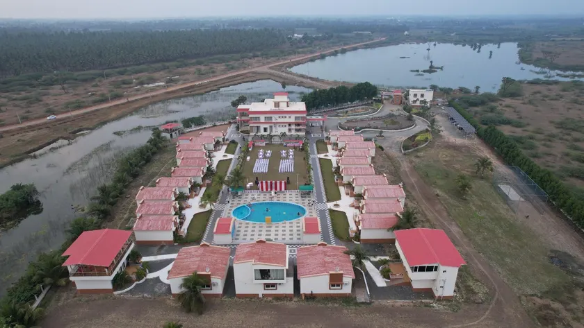 Flamingo Club and Resort Una 3 Km Away from Diu Check Post - Image 1