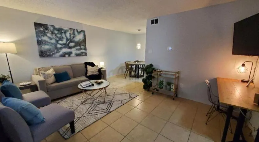 Condo Near Downtown Austin - 2br - Image 1