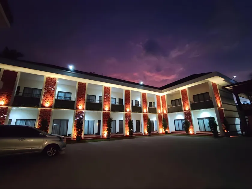 Nirvana House (Guest House Syari'ah) - Image 1