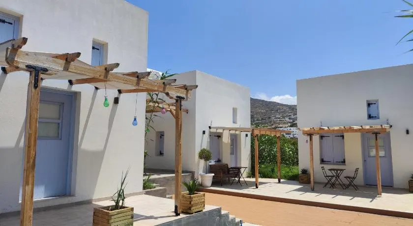Ios Endless Blue Luxury Bungalows - Image 1