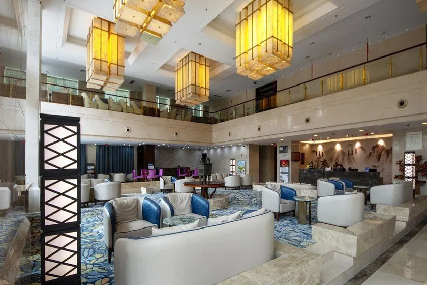 Jing Tai Hotel - Image 1