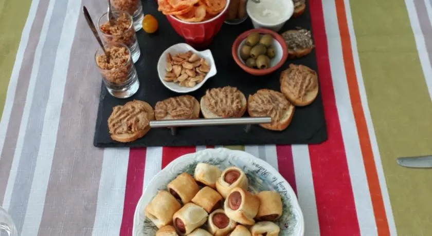 pastelle entre zoo et chateau - Image 1