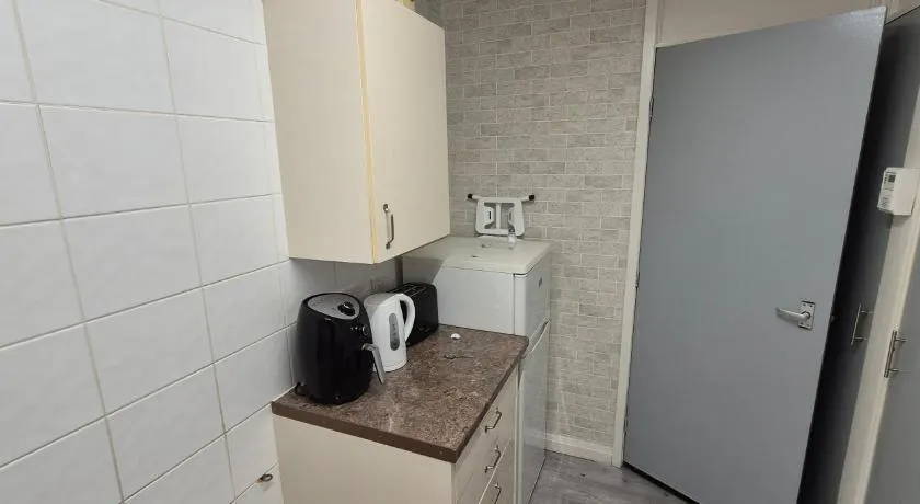 Bolton apartment - Image 1