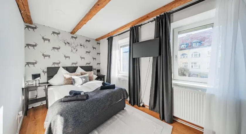 Innsbruck City Chalet - Image 1
