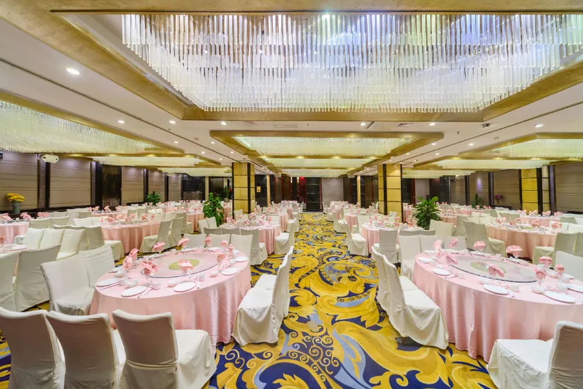 Dahe Jinjiang Hotel - Image 1