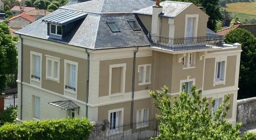 Les Marronniers - Image 1