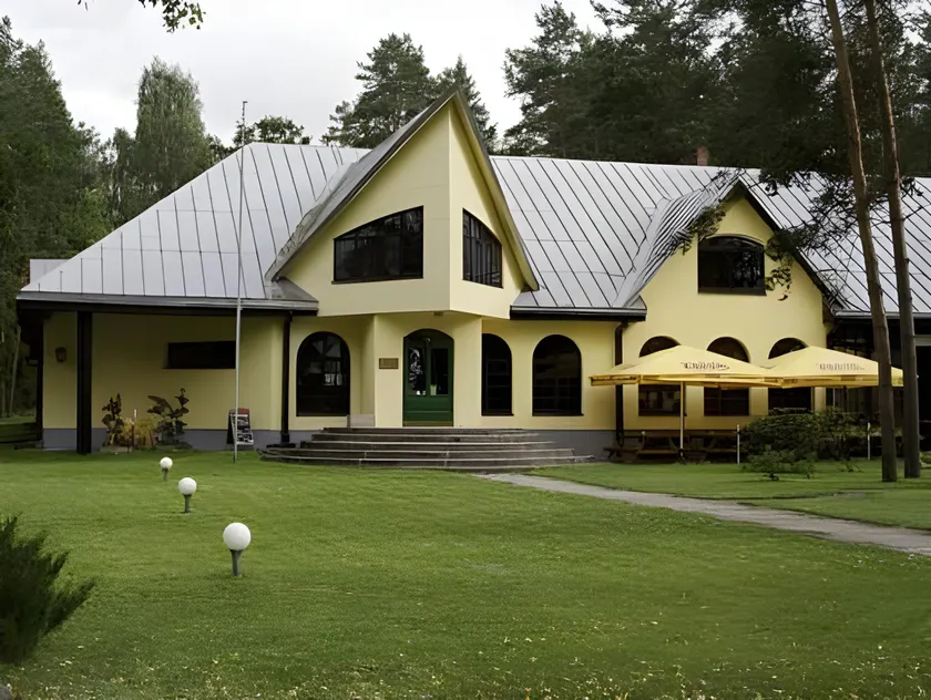 Motel Brencis - Image 1