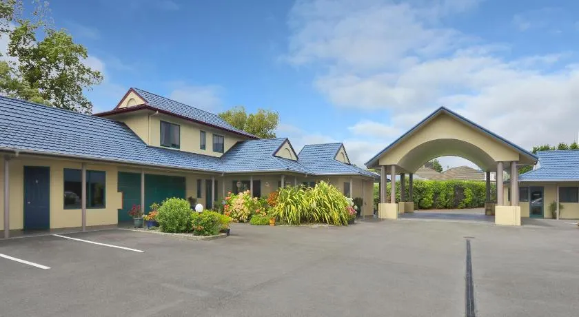 Belmont Motor Lodge - Image 1
