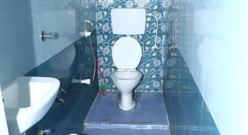 sri mahalakshmi guest house - Image 1