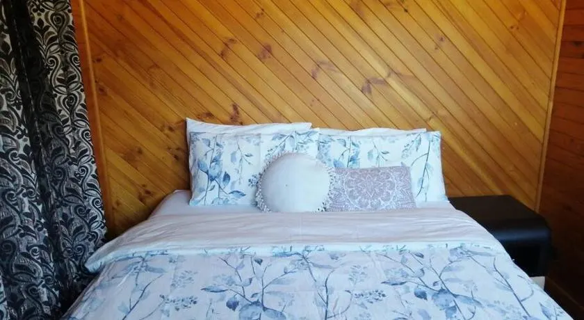 Stunning Holiday Home in Dunwich Stradbroke Island - Image 1