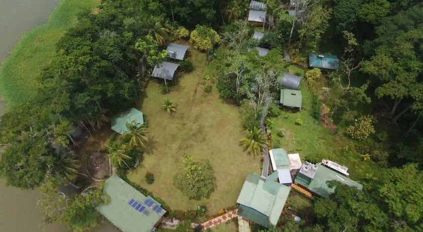 Lirio Lodge - Image 1